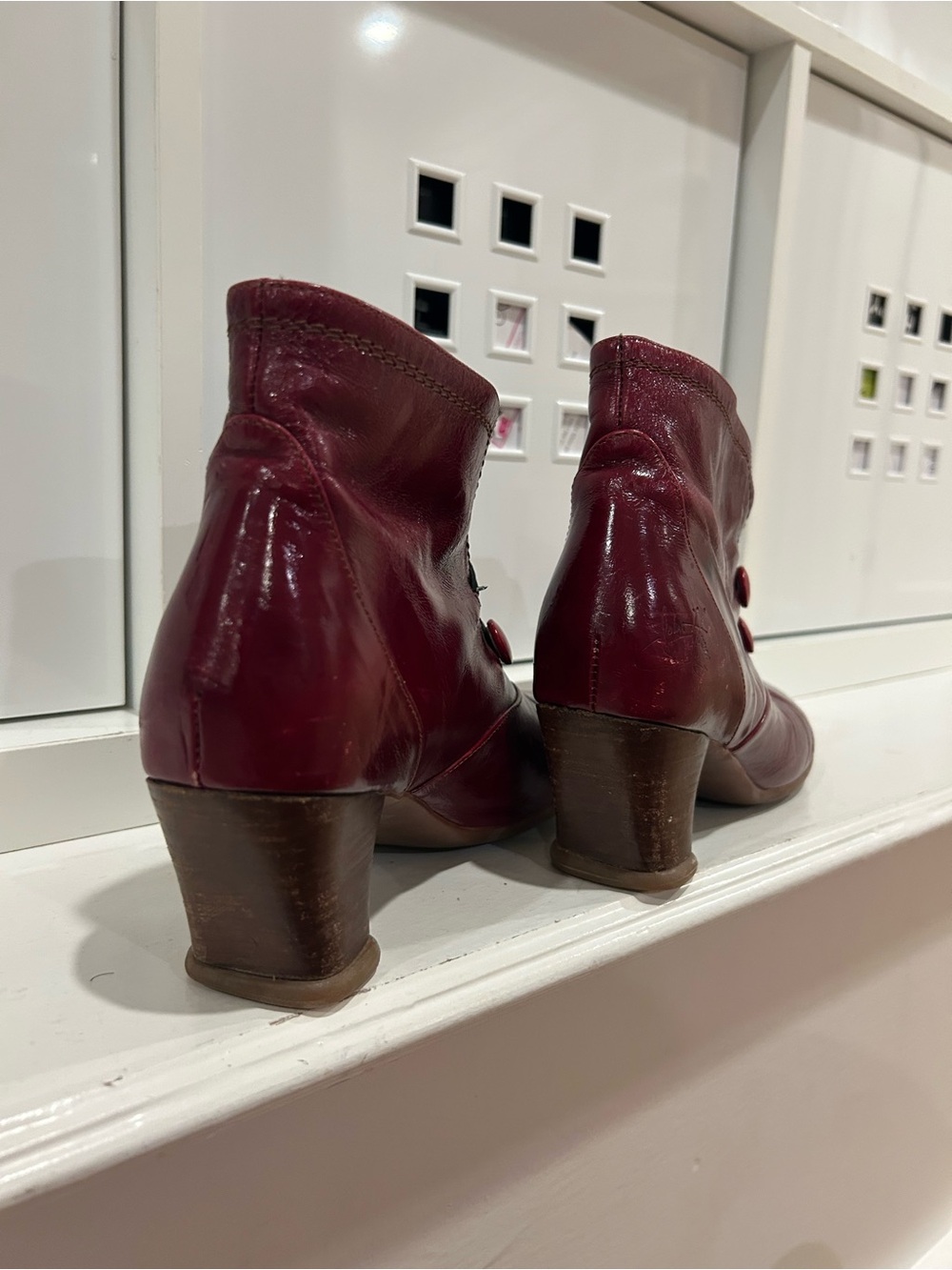 John Fluevog Red Leather Block Heel Ankle Boots - Picture 7 of 7